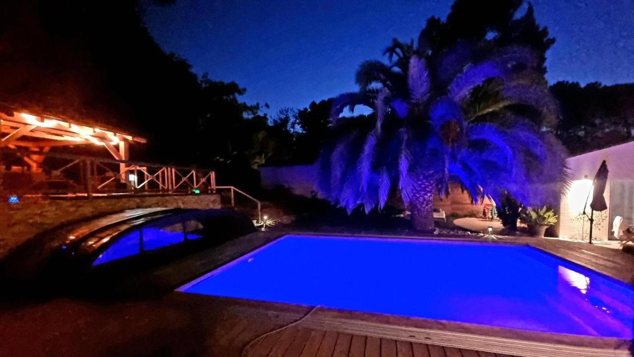 La Maison De La Dune - Chambres Climatisees - Jacuzzi 1Ere Seance Offerte - Piscine Chauffee Avec Abri Amovible - Plage Situee A 200M, Acces Direct Par Le Bois La Couarde-sur-Mer Luaran gambar